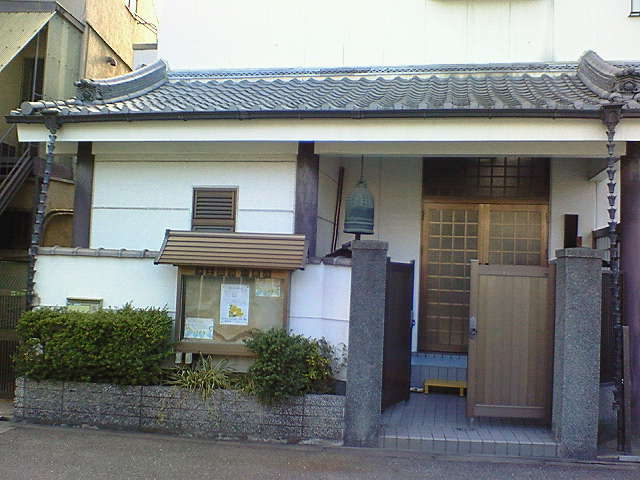 f0043780_03539.jpg