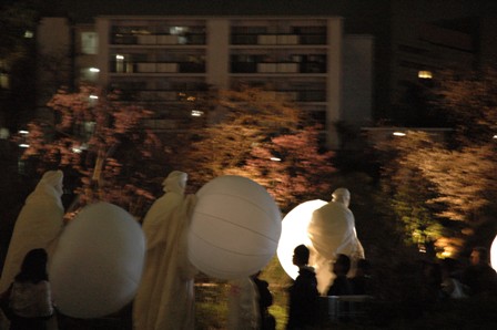 六本木アートナイト2010 今なら間にまう、急いで!23時から六本木ヒルズアリーナ_f0083294_20372541.jpg