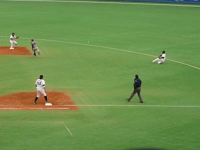 3月28日 マリーンズ対ファイターズ_b0166128_0425090.jpg