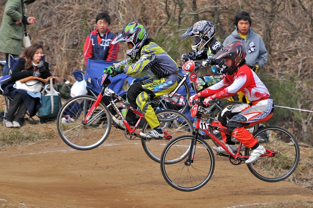 2010JBMXFシリーズ第１戦CSCBMXトラックVOL2：ビギナー、クルーザー１２才以下決勝_b0065730_1211573.jpg