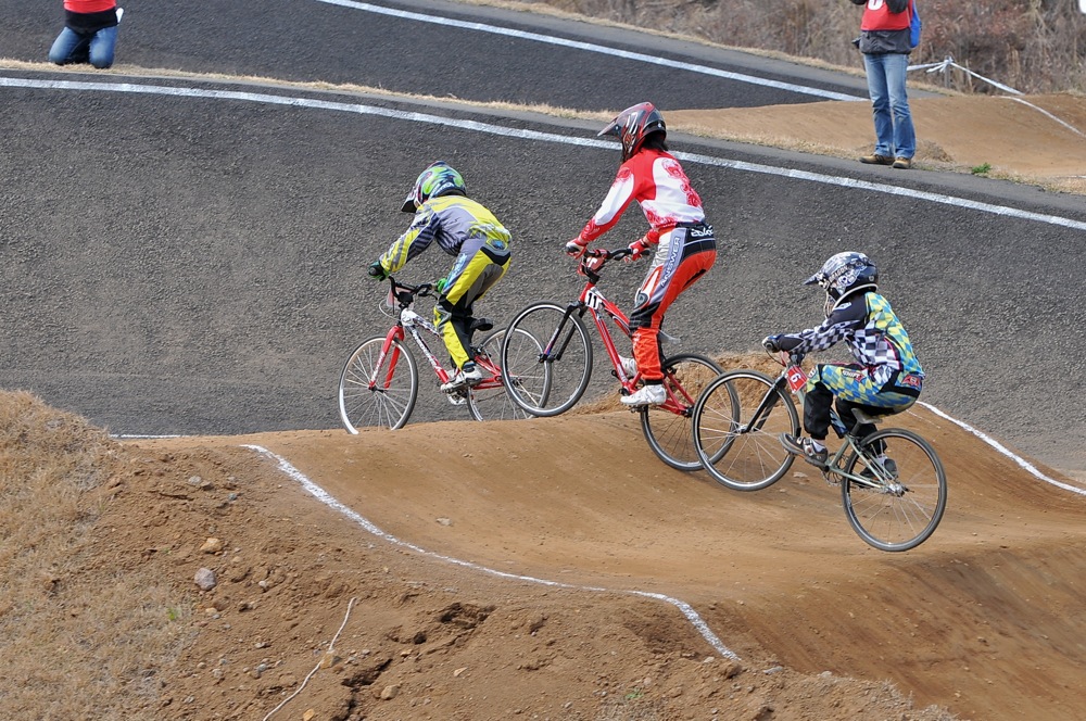 2010JBMXFシリーズ第１戦CSCBMXトラックVOL2：ビギナー、クルーザー１２才以下決勝_b0065730_125127.jpg