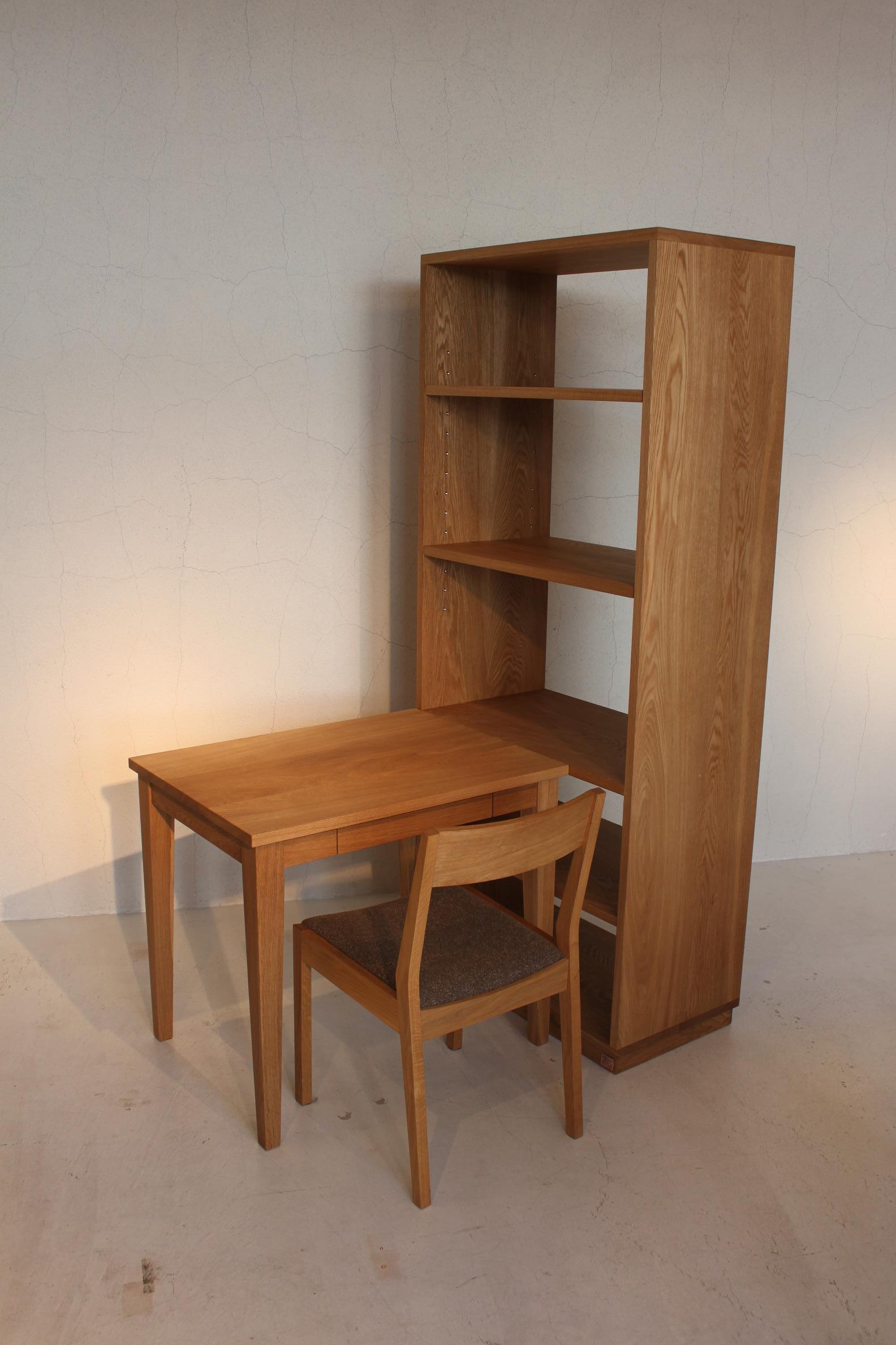 DESK & SHELF_c0146581_17275630.jpg