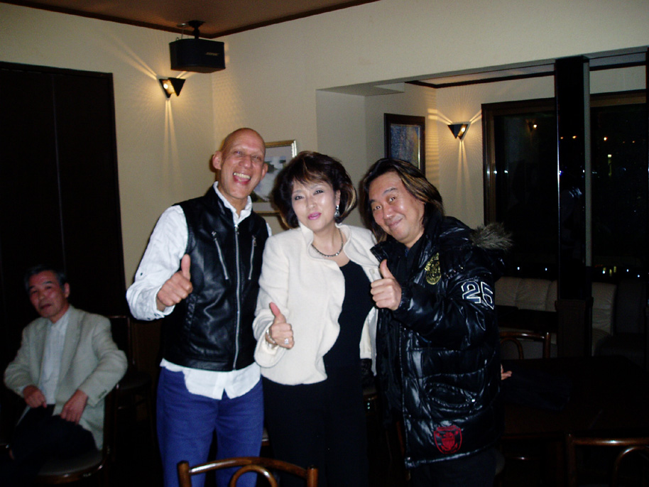 いろんなことがありまして~~♪_d0103296_0514514.jpg