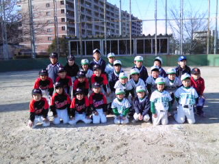春休み交流試合速報_a0105698_1729489.jpg