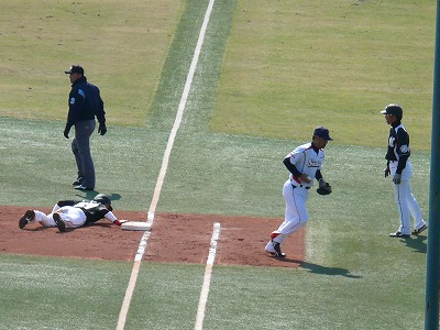 3月27日 イースタン ロッテ対ヤクルト_b0166128_8543778.jpg
