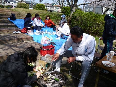 油山恒例　花見の宴　2010_c0067645_17505869.jpg