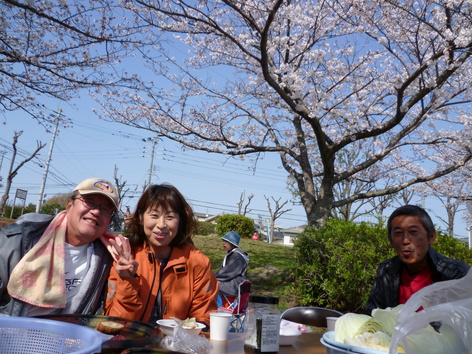 油山恒例　花見の宴　2010_c0067645_17532738.jpg