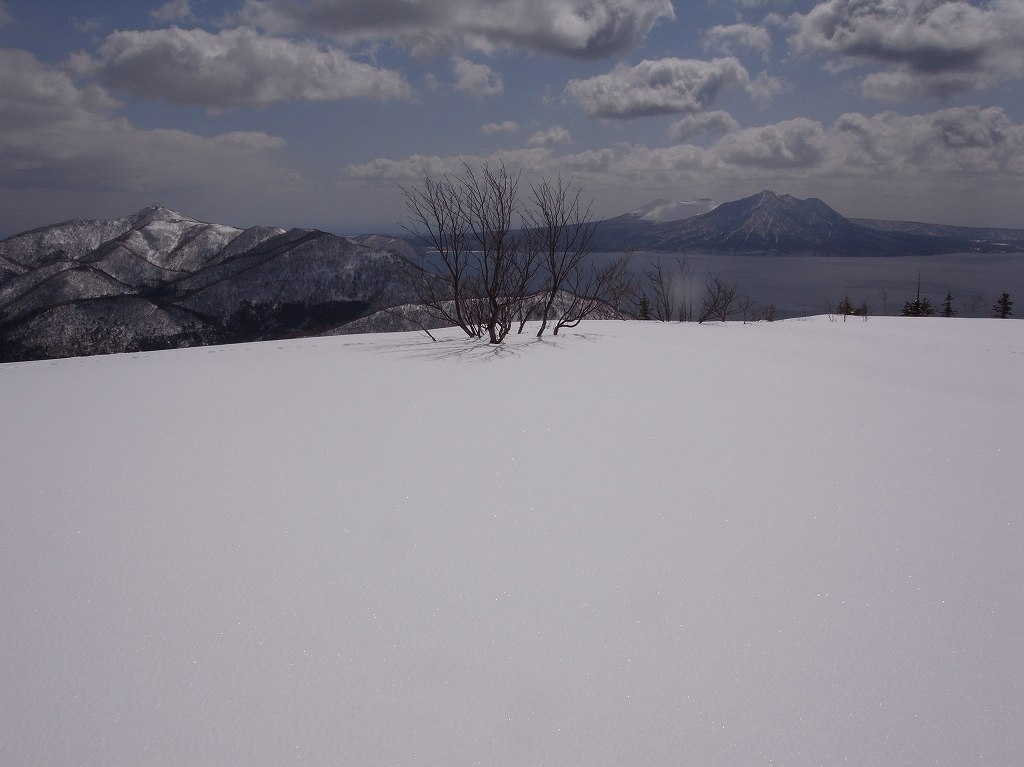 イチャンコッペ山から紋別岳をつなぐプラン_f0138096_1829154.jpg