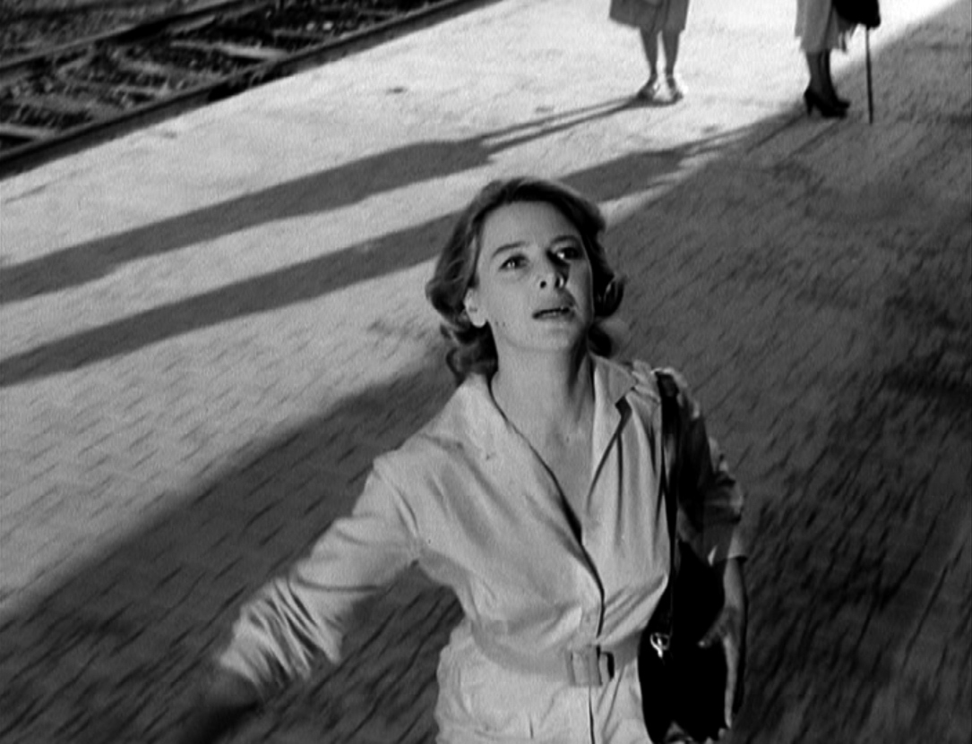 エレオノラ・ロッシ＝ドラゴ（Eleonora Rossi Drago）「激しい季節」（1959）②_e0042361_0174474.jpg