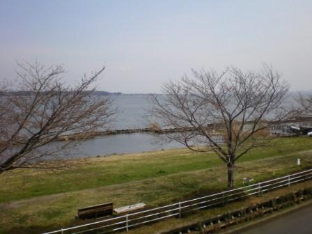 土浦の老人ホーム「ナヴァーレ」へ行く。_c0198869_23192987.jpg