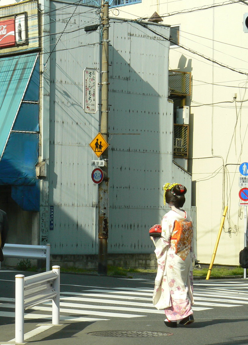 鳩の街からスカイツリーへ。_f0145372_1162879.jpg