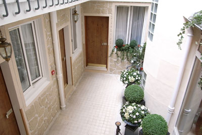 e0034141_1052176.jpg
