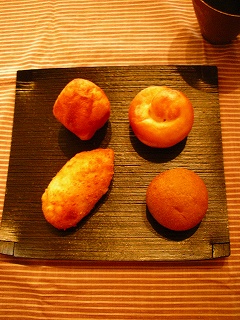 藤野雅也さんのパン皿とお箸_b0132444_19281321.jpg