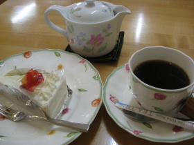珈琲の街ひろさき第2弾(1)~喫茶うーの(弘前市)_b0147224_1822579.jpg