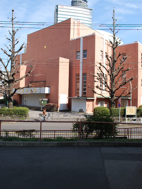 東京墨田区の両国公会堂(大正モダン建築探訪)_f0142606_75501.jpg