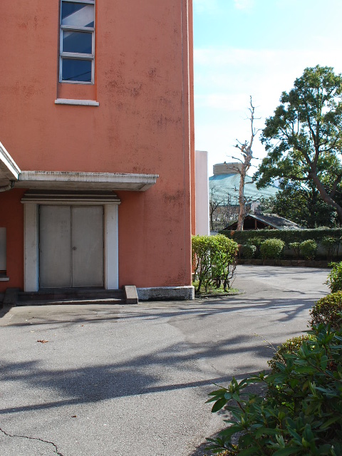 東京墨田区の両国公会堂(大正モダン建築探訪)_f0142606_812845.jpg