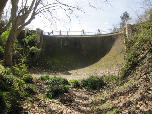 バルビドレラの貯水池を見に　El pantano de Vallvidrera_b0064411_4422861.jpg