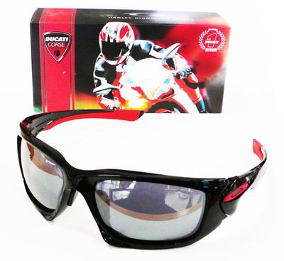 OAKLEY DUCATIシリーズ最新作入荷!_c0003493_9493256.jpg