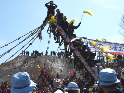 御柱　山出し最終日　続き_c0158511_1955998.jpg