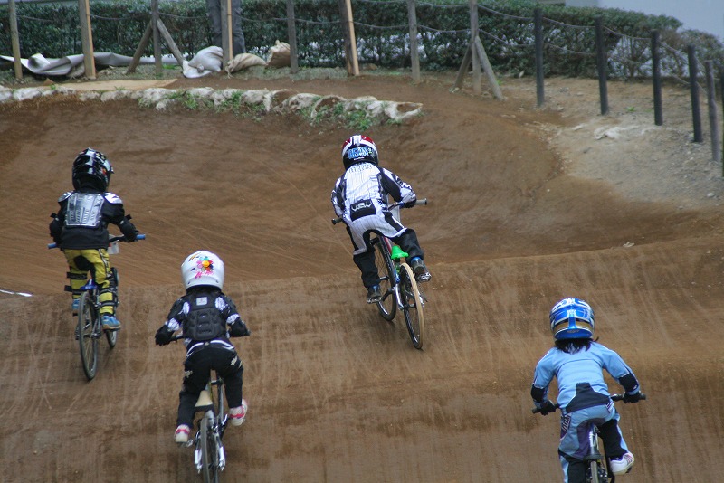 2010 JOSF ゴリラ公園4月定期戦_b0136231_0025100.jpg
