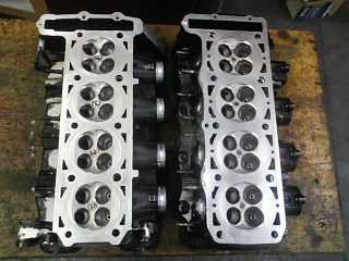 GPZ900RとZRX1200Rのシリンダーヘッド!_a0163159_1584478.jpg