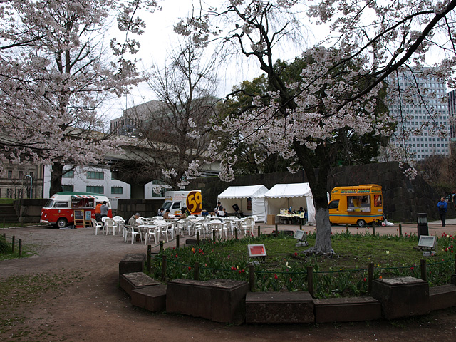b0006870_0443053.jpg