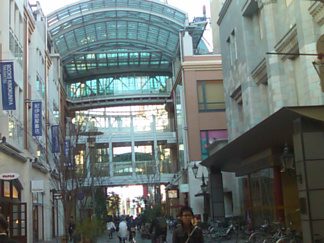 高松丸亀町商店街振興組合_e0068696_1812511.jpg