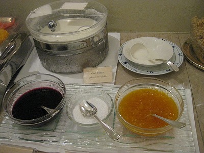 2010年2月 ナハテラス レストランファヌアンで朝食_a0055835_19395135.jpg