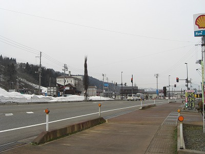 浦佐スキー場の雪消え_a0084753_16535399.jpg