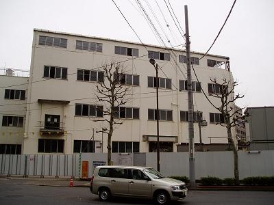 さよなら交通博物館 建物の解体状況(5)_f0030574_2273974.jpg
