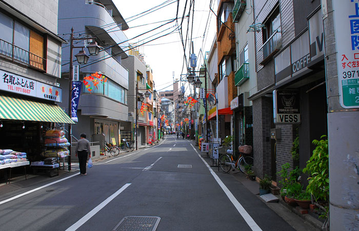 「2010雑司が谷」魅せられた店、二つ．．_c0009981_4221546.jpg