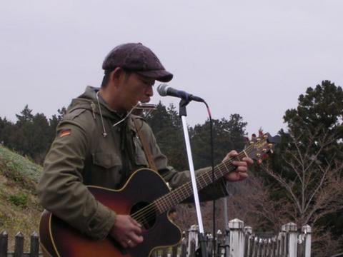 風車ライブ10.04.04_b0134499_0321173.jpg