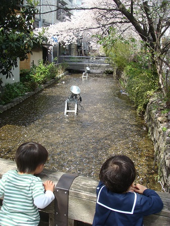f0042726_8244688.jpg