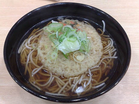 弘前駅で立ち食い蕎麦を食す！_e0195952_14455212.jpg