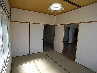 栗山町中央4丁目 賃貸住宅_c0126874_1214747.jpg