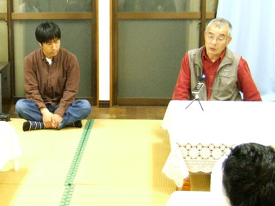 ゼロから始めるニホンミツバチ養蜂家への道_e0028387_0273615.jpg