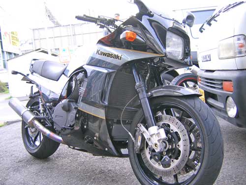 GPZ900R ニンジャ 忍者 テールカウル（誕生から40周年! カワサキ