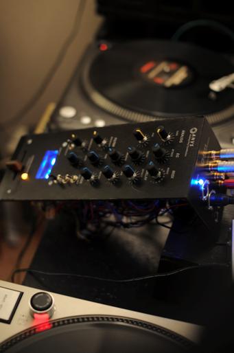 Anvs(アンブス) - Analog Vinyl Synthesizer_f0097833_22362144.jpg