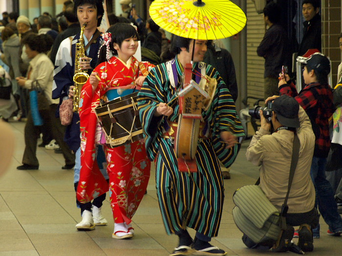 富山の春の風物詩チンドンコンクール_a0096177_1843184.jpg