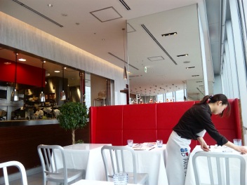 ブラッスリー ポールボキューズ French Cuisine \"Brasserie PAUL BOCUSE\"_e0069647_20102984.jpg