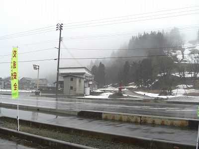 朝の浦佐スキー場_a0084753_8511222.jpg