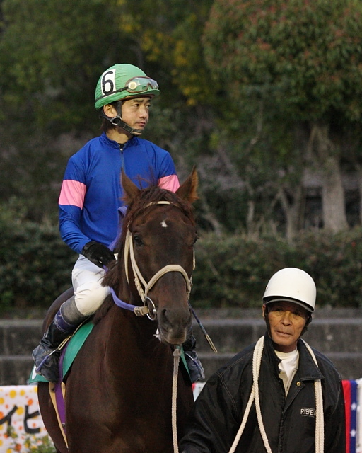 2010年4月4日(日) 高知競馬 6R C3-7_a0077663_812455.jpg
