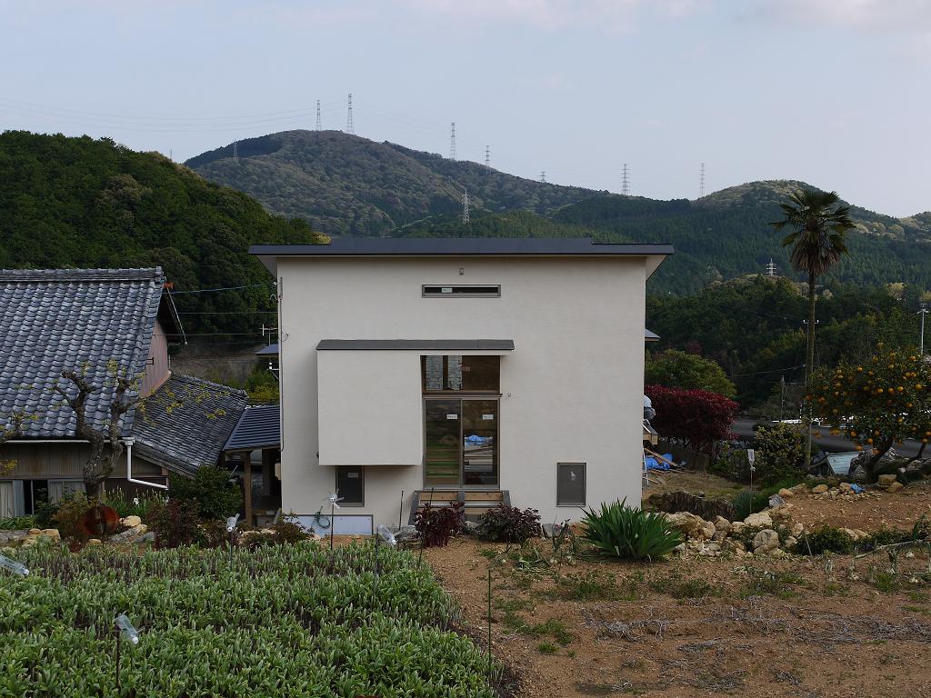 現代民家・爽 まもなく完成!_b0111173_17244538.jpg