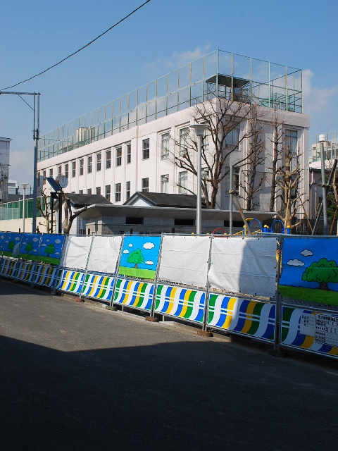 東京都台東区立東浅草小学校、旧待乳山小学校(昭和モダン建築探訪)_f0142606_20445574.jpg