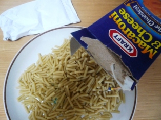 世界のインスタント料理 できるかな マカロニ チーズ アメリカ 編 まあまあふうふう的日常