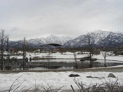 八色の森公園の雪が消えました_a0084753_14233935.jpg