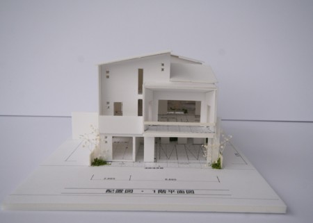 ★住まい創りは…模型で確認を~_d0082356_1048911.jpg