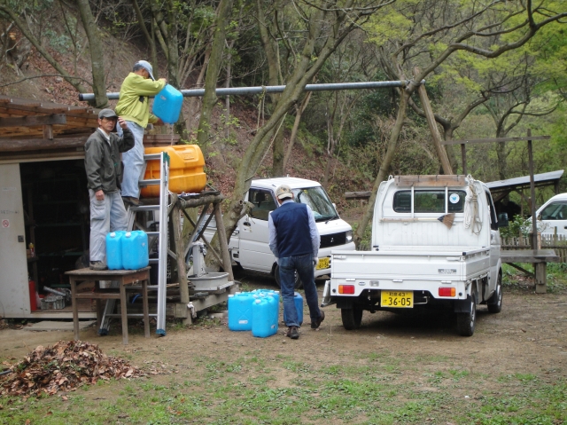 みさき里山クラブ定例活動日；日除け製作_c0108460_20492422.jpg