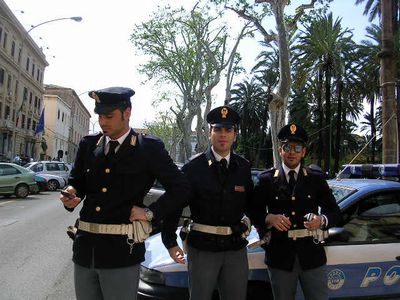 南イタリア旅行8日目、4月12日 パレルモ見学とカフェマキアートとエリチェ_f0060461_14122519.jpg