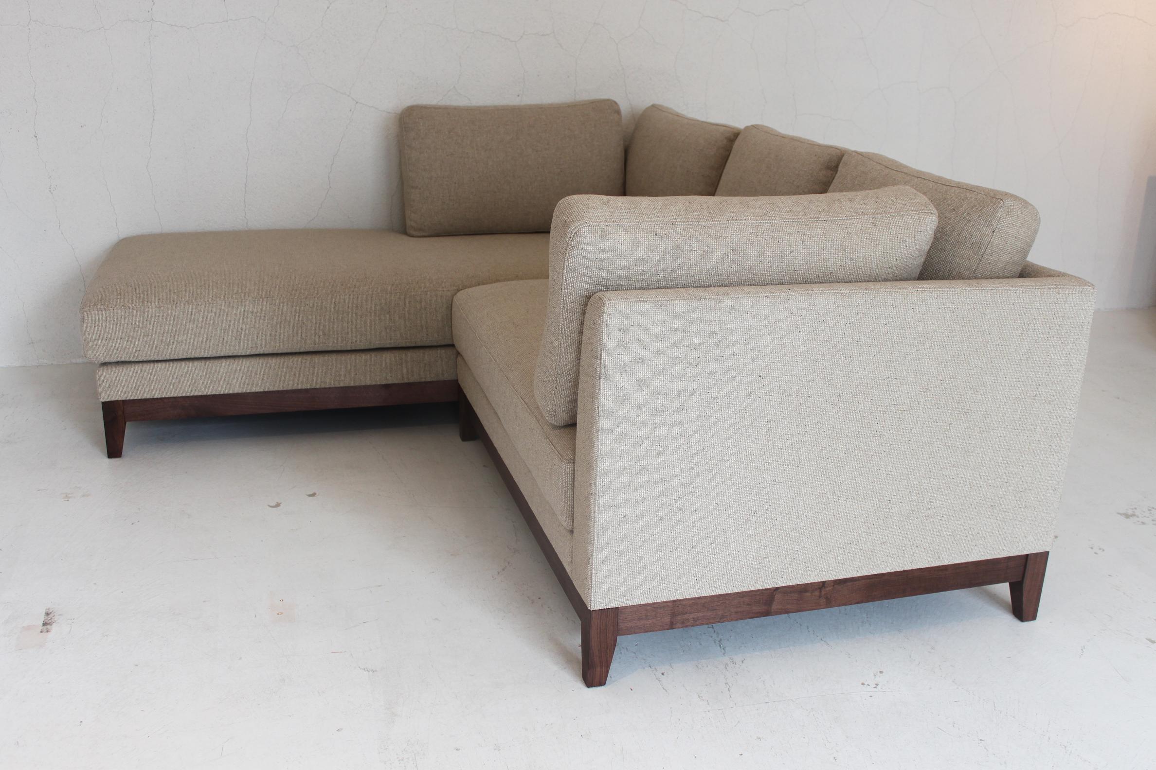 IW COUCH SOFA_c0146581_1785488.jpg